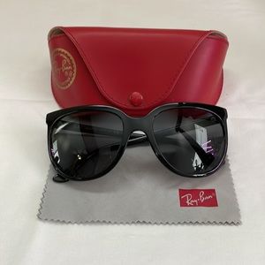 Ray-Ban Cats 1000 polarized black cat eye sunglasses